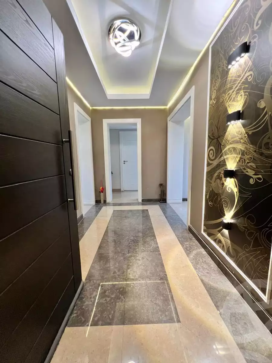 https://aqarmap.com.eg/en/listing/6340233-for-rent-cairo-6th-of-october-compounds-new-giza-wyst-rydj-ryzydns-nyw-jyz-llttwyr-l-qry