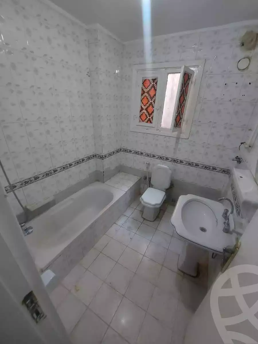 https://aqarmap.com.eg/ar/listing/6340364-for-sale-cairo-helwan-hadayek-helwan-el-shareef