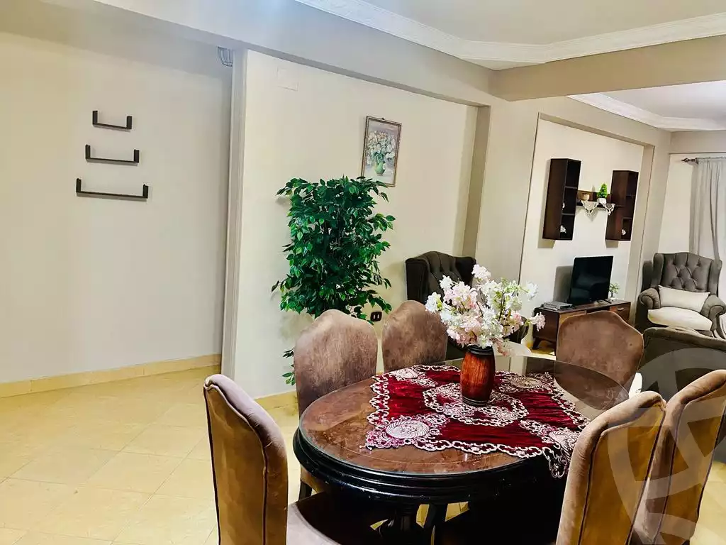 https://aqarmap.com.eg/en/listing/6340562-for-rent-cairo-new-cairo-first-settlement-mhwr-mstfy-kml