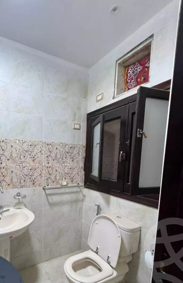 https://aqarmap.com.eg/en/listing/6340995-for-sale-monufia-shibin-el-kom-mit-khaqan