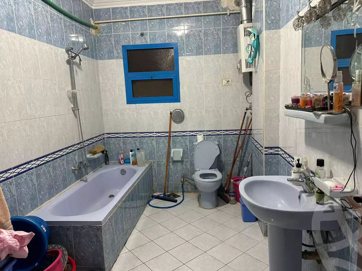 https://aqarmap.com.eg/ar/listing/6341647-for-sale-cairo-helwan-hadayek-helwan-nile-corniche-st