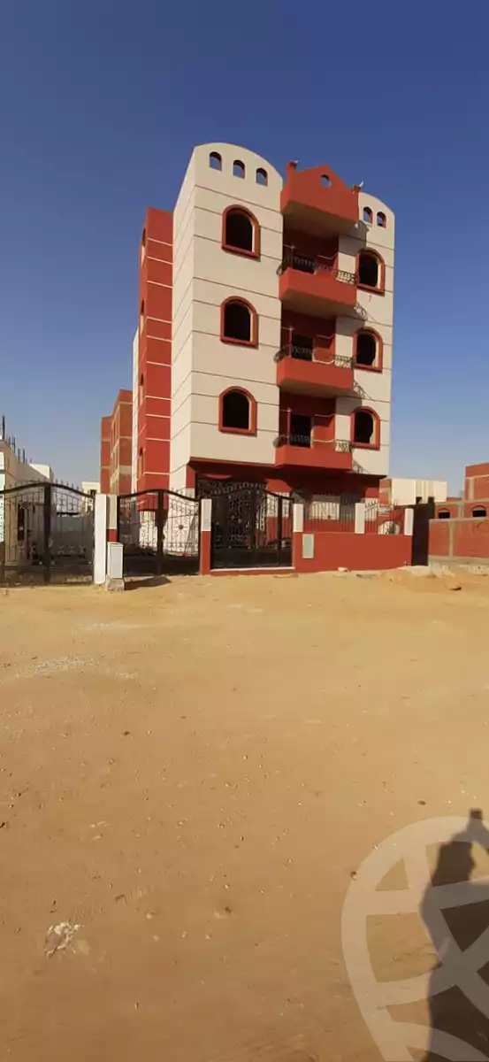 https://aqarmap.com.eg/ar/listing/6341838-for-sale-cairo-badr-city-hai-el-banafsg-sixth-neighborhood-neighborhood-2