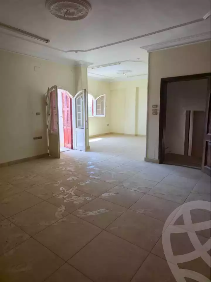 https://aqarmap.com.eg/ar/listing/6342450-for-sale-cairo-15th-of-may-mjwr-27