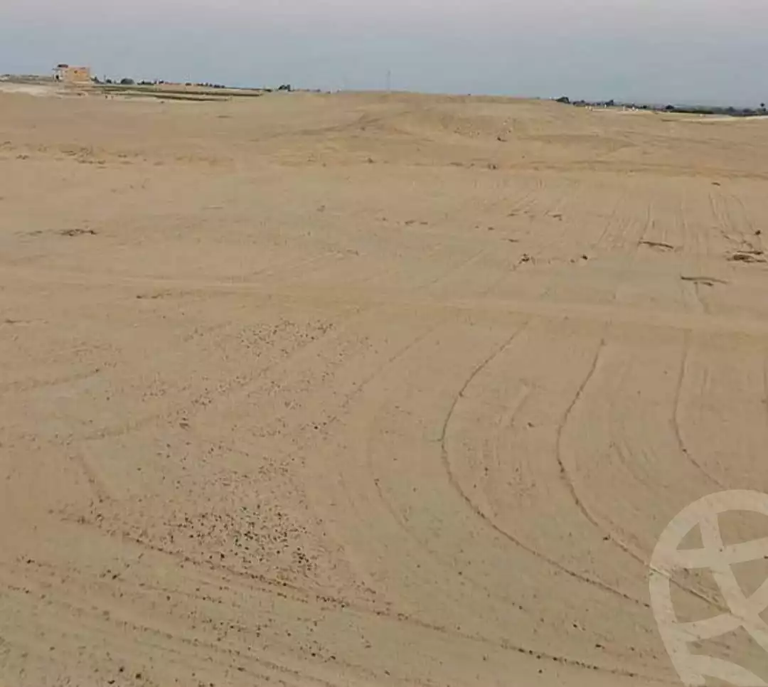 https://aqarmap.com.eg/ar/listing/6343118-for-sale-cairo-new-cairo-bait-el-watan-south-suez-road-el-hay-el-takmely