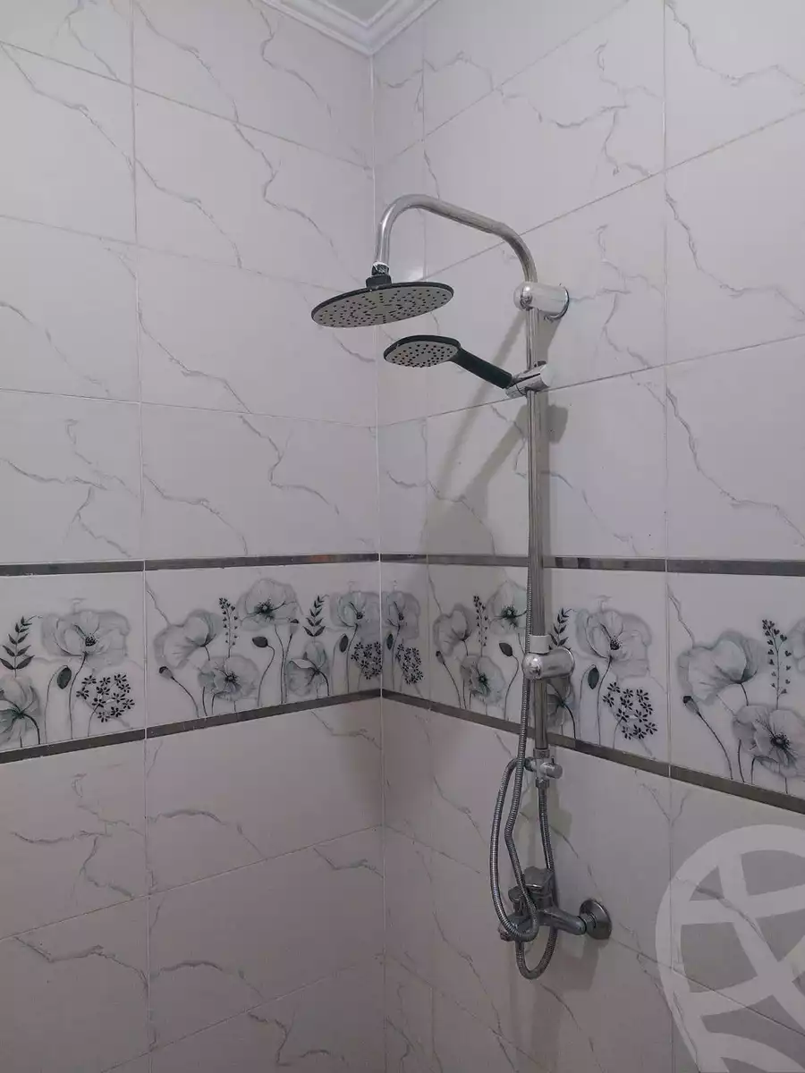 https://aqarmap.com.eg/ar/listing/6343471-for-rent-cairo-ain-shams-mnshy-lthryr