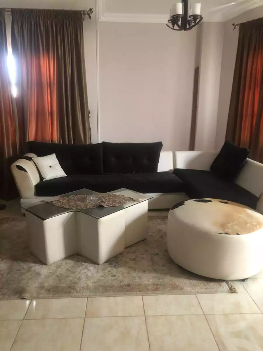https://aqarmap.com.eg/en/listing/6343531-for-rent-cairo-new-cairo-el-ahyaa-fourth-neighborhood-street-28