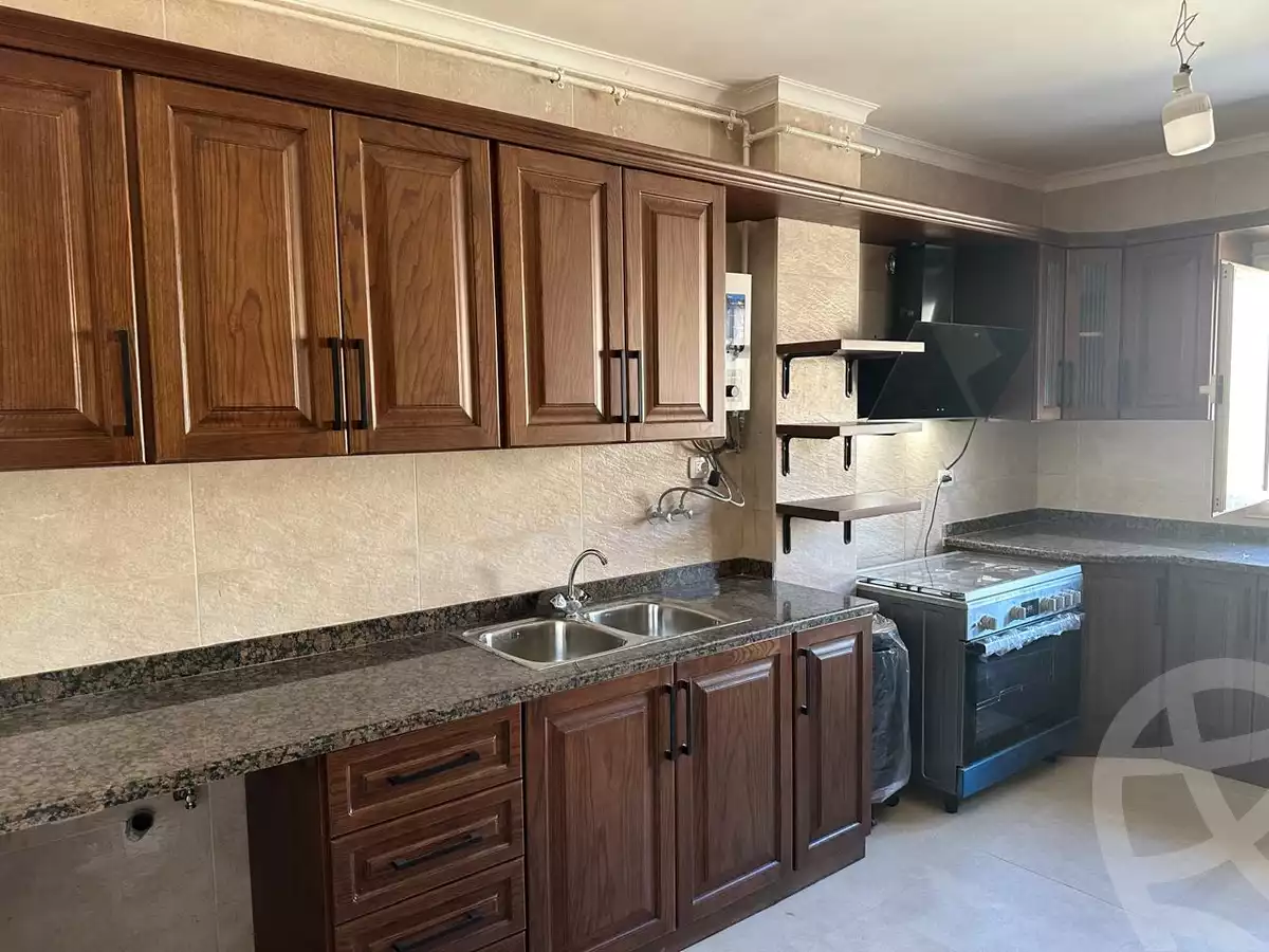 https://aqarmap.com.eg/ar/listing/6343659-for-rent-cairo-new-cairo-compounds-brwmynd-ryzydns-wdy-djl-llttwyr