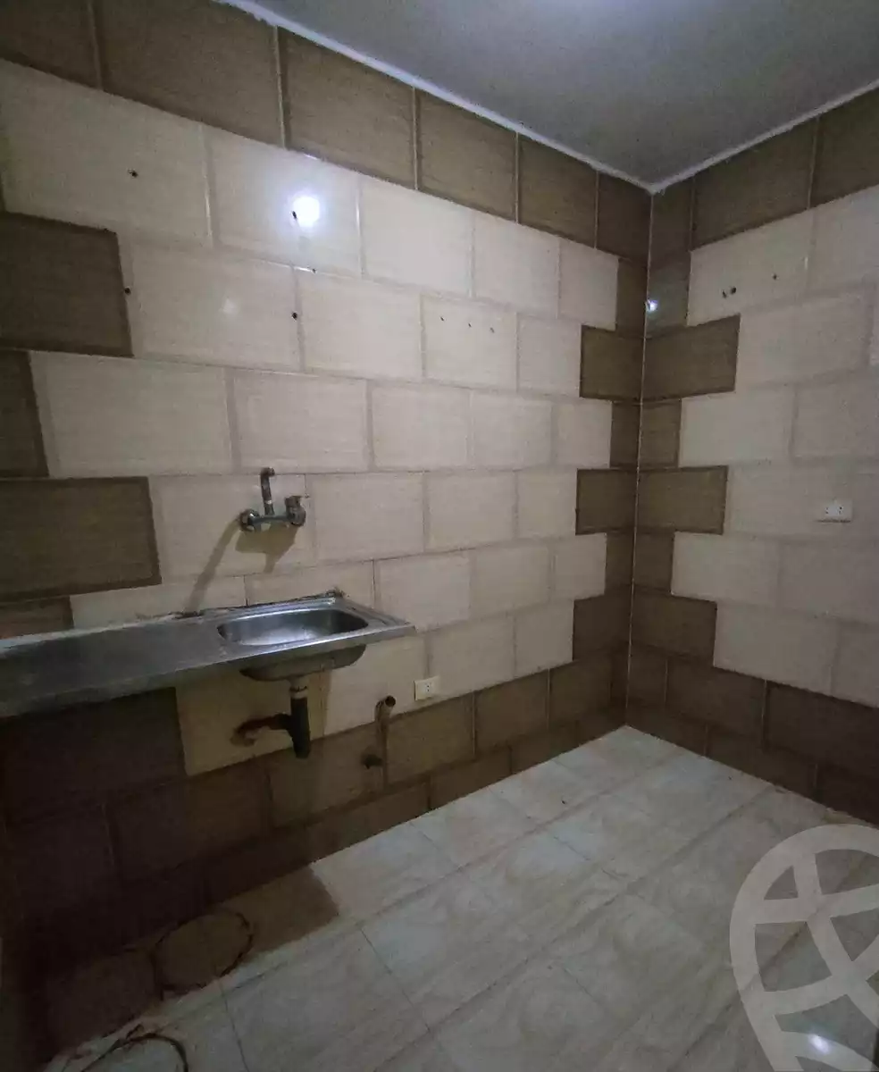 https://aqarmap.com.eg/en/listing/6343725-for-sale-qalyubia-shubra-el-khaima-om-bayoumi