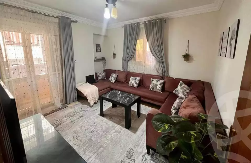 https://aqarmap.com.eg/ar/listing/6345363-for-sale-alexandria-moharram-bey-saleh-al-hedini-st
