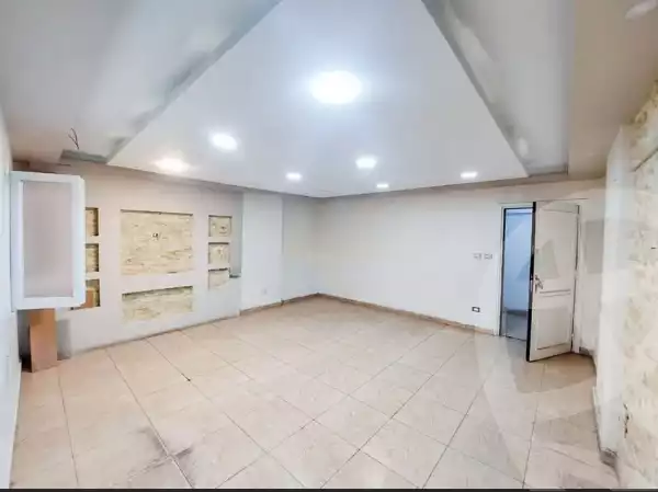 https://aqarmap.com.eg/ar/listing/6345383-for-sale-alexandria-ganaklis-shr-mrtdy-bsh