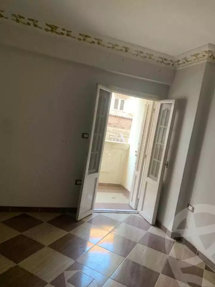 https://aqarmap.com.eg/ar/listing/6345572-for-sale-alexandria-alhadara-lhdr-qbly