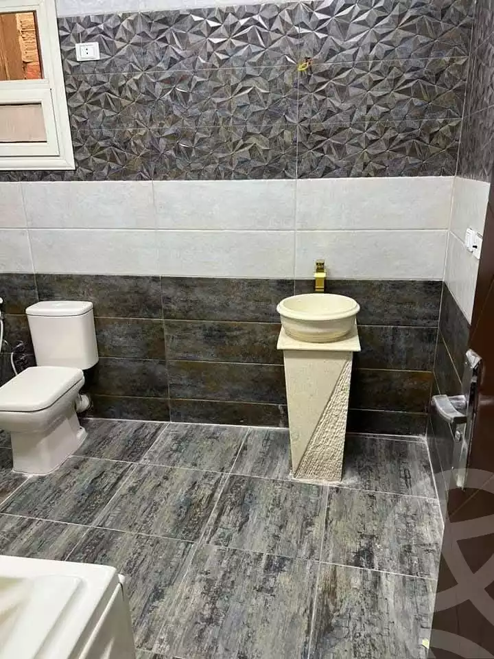 https://aqarmap.com.eg/en/listing/6345598-for-sale-cairo-helwan-hadayek-helwan-nile-corniche-st