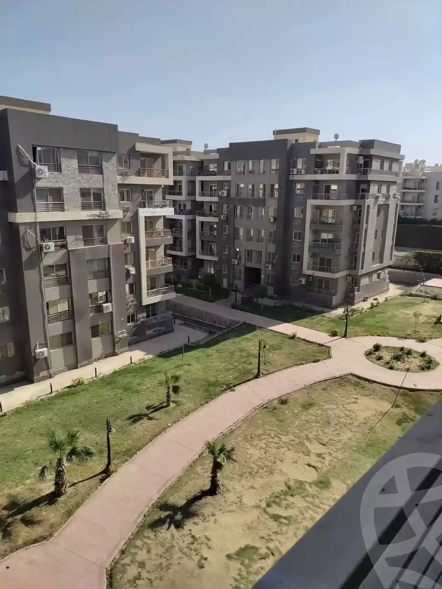 https://aqarmap.com.eg/en/listing/6346221-for-sale-cairo-el-sheikh-zayed-city-compounds-dr-msr