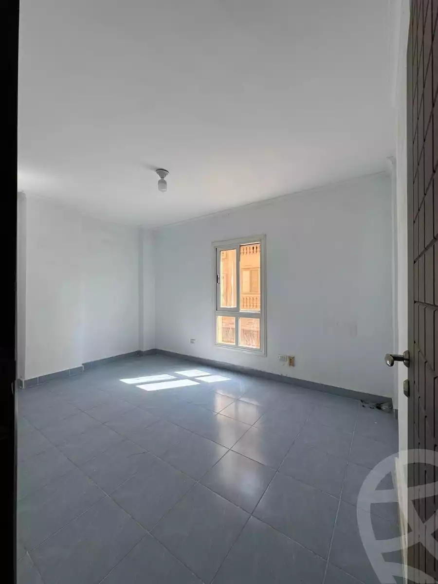 https://aqarmap.com.eg/en/listing/6346421-for-rent-cairo-new-cairo-compounds-dorat-el-kahera