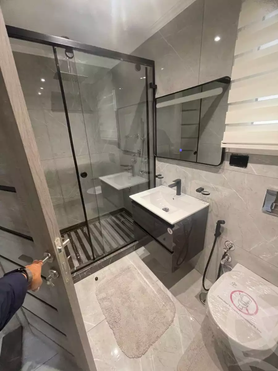 https://aqarmap.com.eg/en/listing/6346805-for-sale-cairo-new-cairo-compounds-mwrd-fq-llttwyr