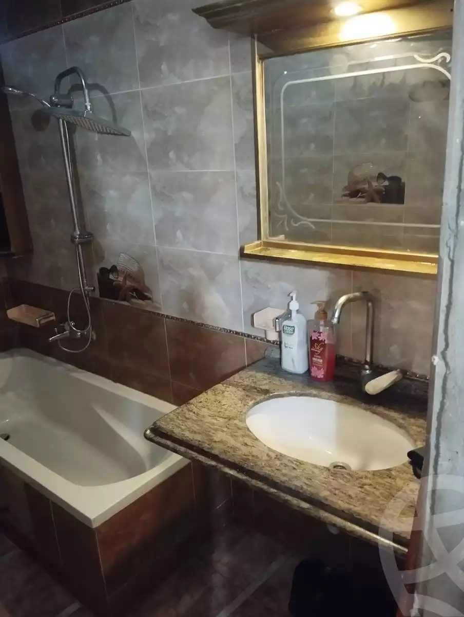 https://aqarmap.com.eg/ar/listing/6347725-for-sale-alexandria-sydy-bshr