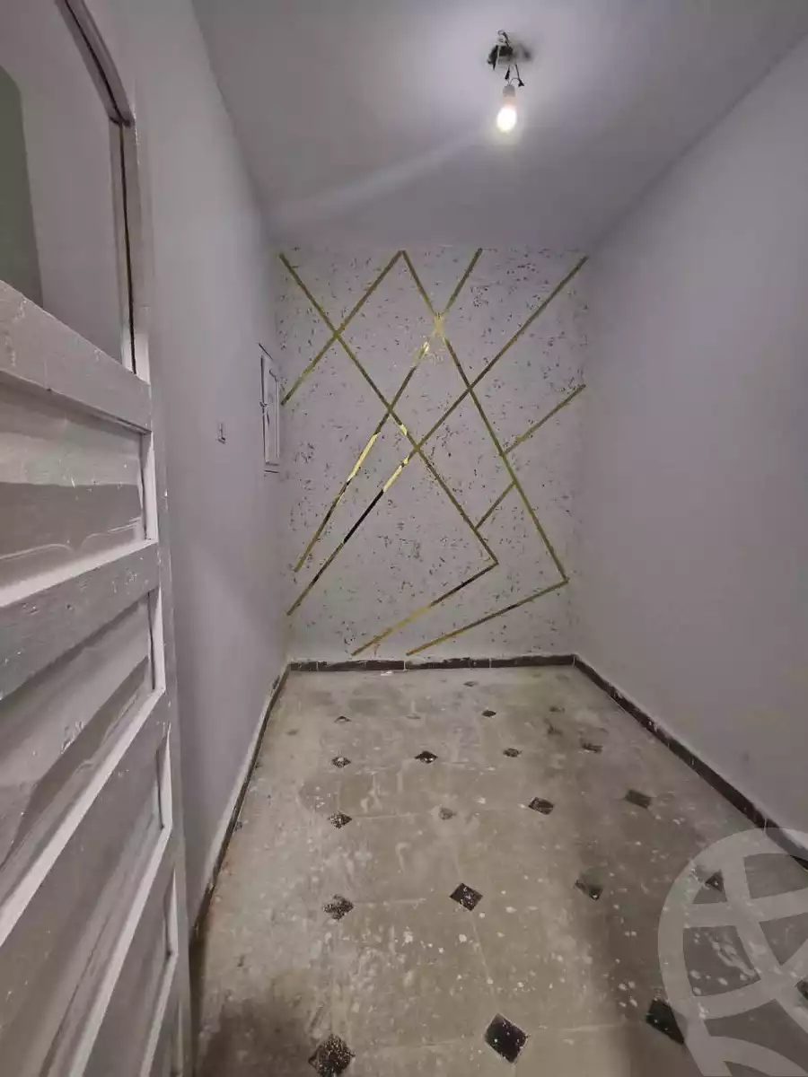 https://aqarmap.com.eg/ar/listing/6348909-for-sale-qalyubia-shubra-el-khaima-shubra-el-khaima-city-ahmed-oraby-st