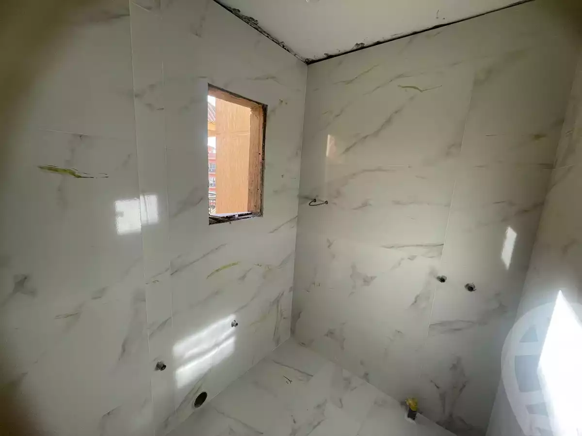 https://aqarmap.com.eg/ar/listing/6350997-for-sale-cairo-6th-of-october-compounds-dream-land-rose-ville