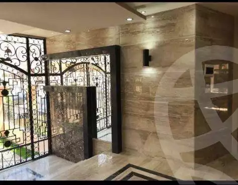 https://aqarmap.com.eg/en/listing/6351389-for-sale-cairo-new-cairo-compounds-kmbwnd-ldf-lwtny