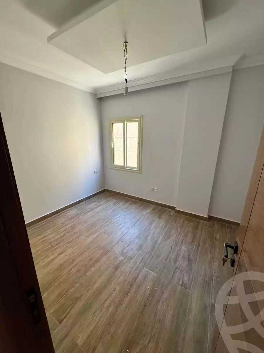 https://aqarmap.com.eg/ar/listing/6351968-for-rent-cairo-new-cairo-compounds-el-mostashareen-compound