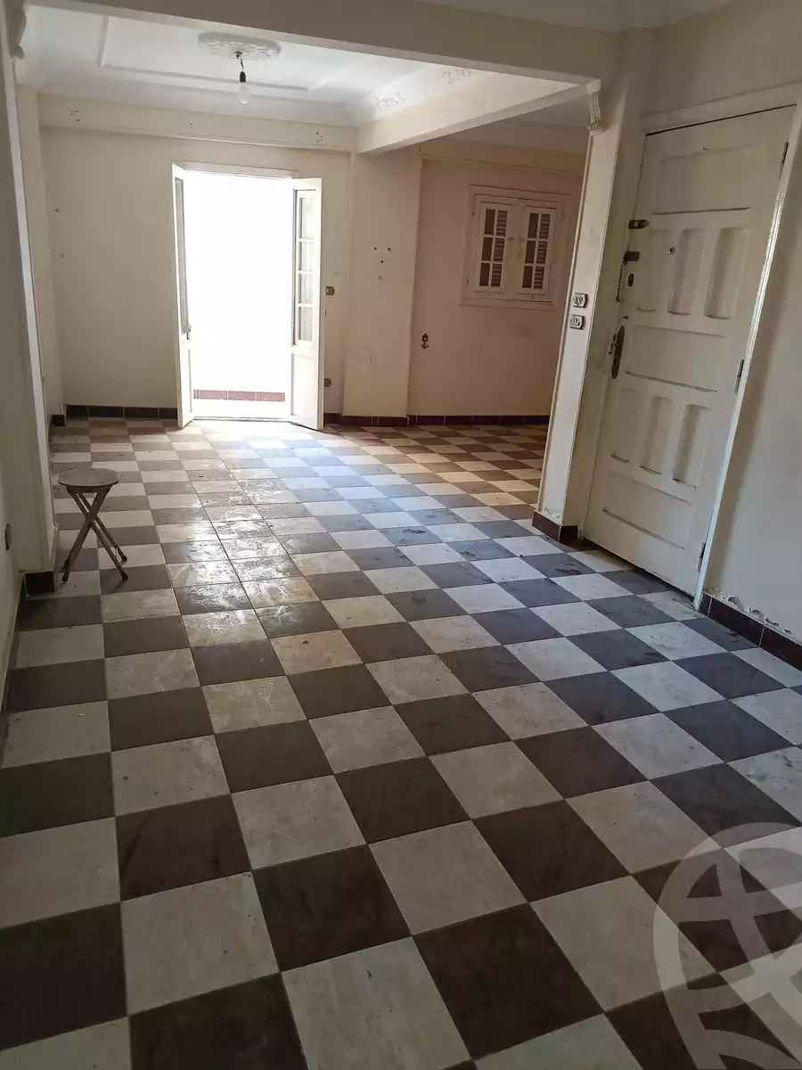 https://aqarmap.com.eg/ar/listing/6352366-for-sale-alexandria-el-asafra-l-sfr-qbly-el-maahad-el-dini-st