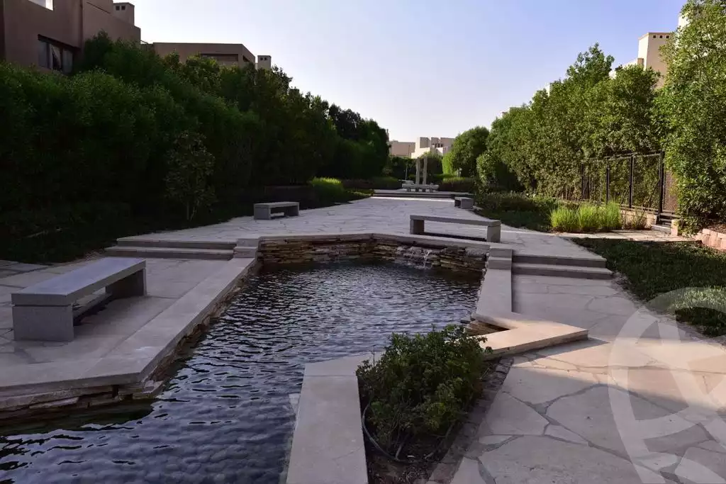 https://aqarmap.com.eg/ar/listing/6352383-for-rent-cairo-el-sheikh-zayed-city-compounds-kmbwnd-ljry-swdyk