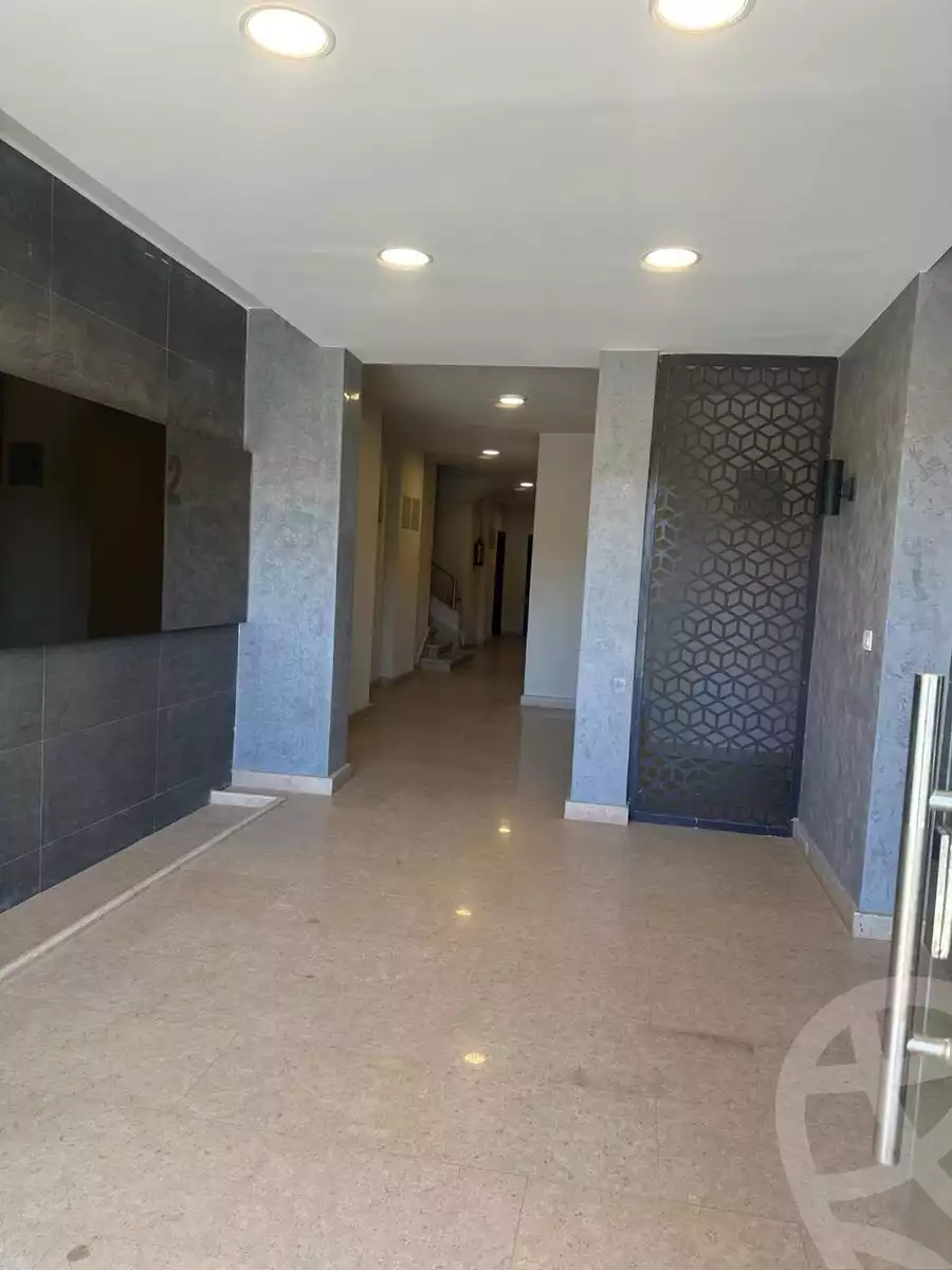 https://aqarmap.com.eg/en/listing/6353404-for-rent-cairo-new-cairo-compounds-the-address-east