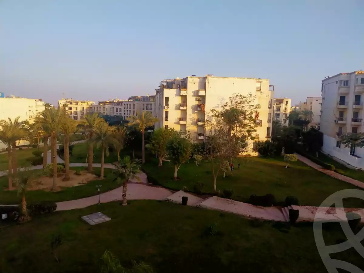 https://aqarmap.com.eg/ar/listing/6353509-for-sale-cairo-el-sheikh-zayed-city-compounds-hadayek-el-mohandiseen