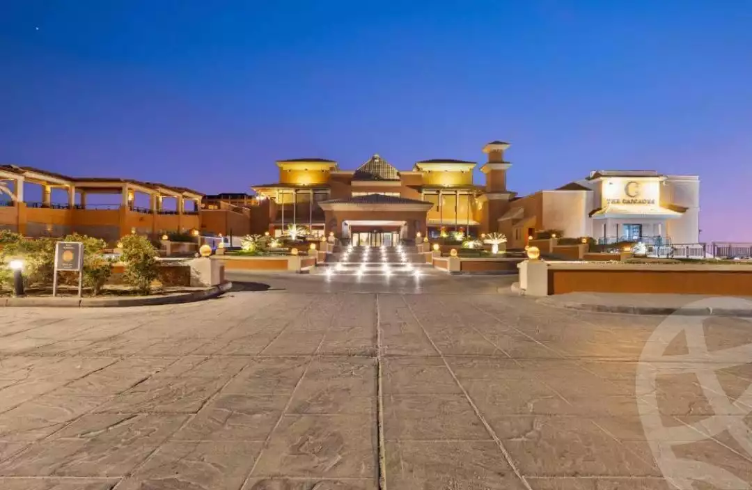https://aqarmap.com.eg/ar/listing/6353658-for-sale-red-sea-hurghada-resorts-arc-of-soma-resort-soma-bay