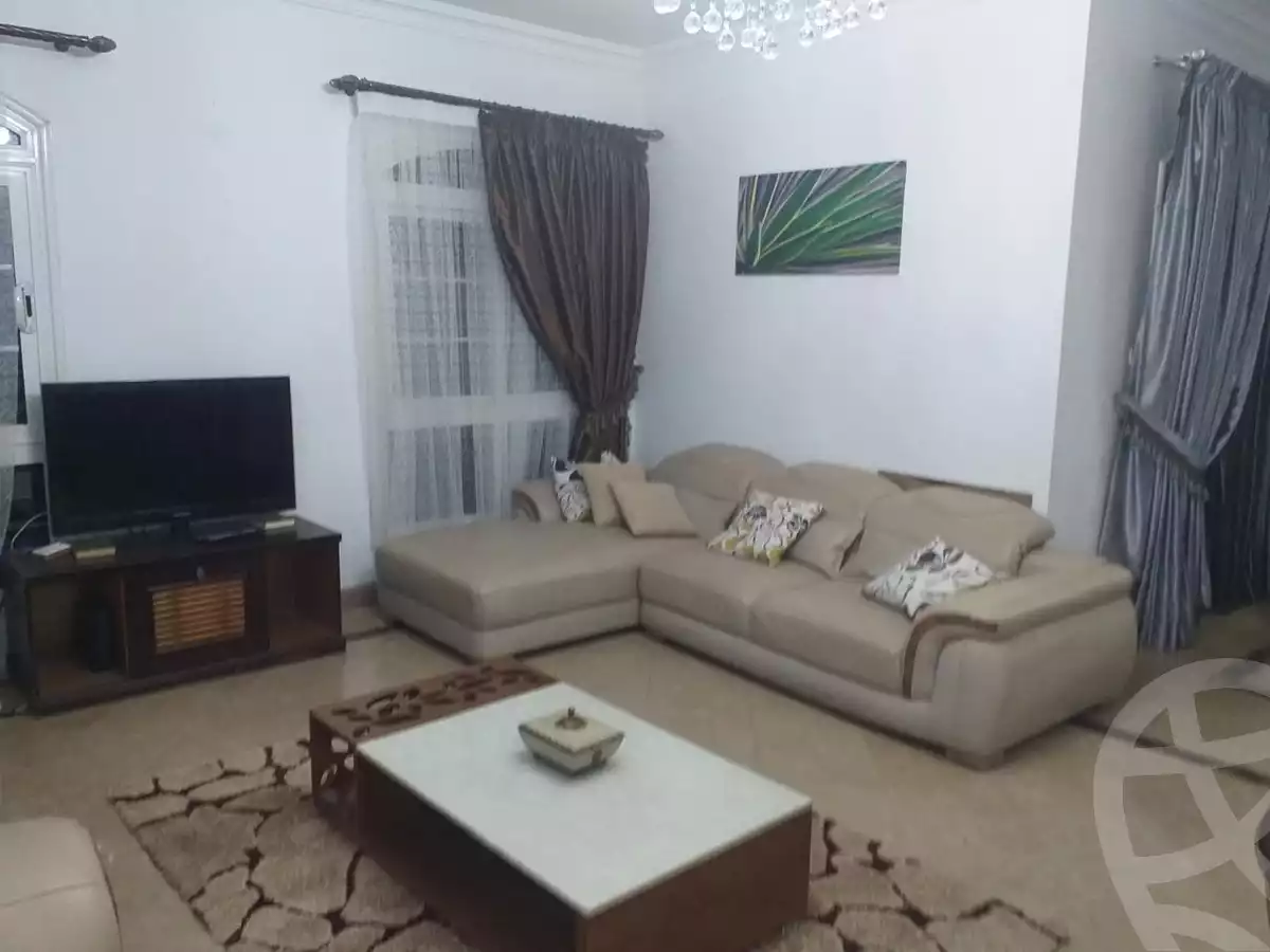 https://aqarmap.com.eg/en/listing/6353861-for-sale-cairo-new-cairo-madinaty-lmntq-lkhms-fylt-group-19
