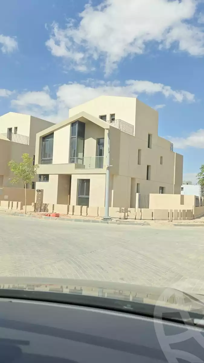 https://aqarmap.com.eg/ar/listing/6353920-for-sale-cairo-el-sheikh-zayed-city-lshykh-zyd-ljdyd-karmell-compound-sodic