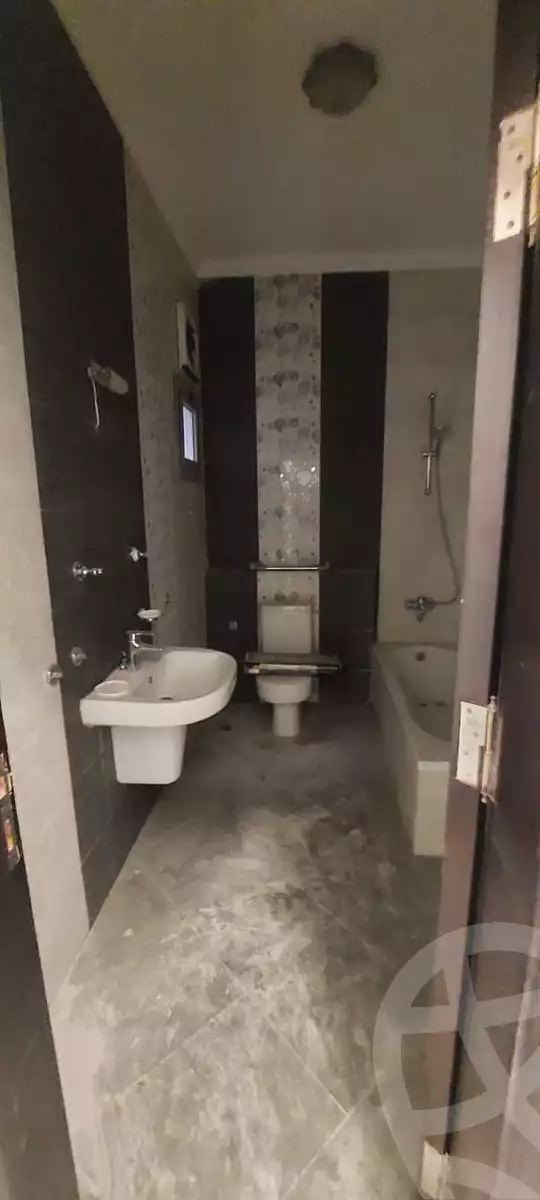 https://aqarmap.com.eg/ar/listing/6355719-for-rent-cairo-new-cairo-90th-street-northern-90th-street
