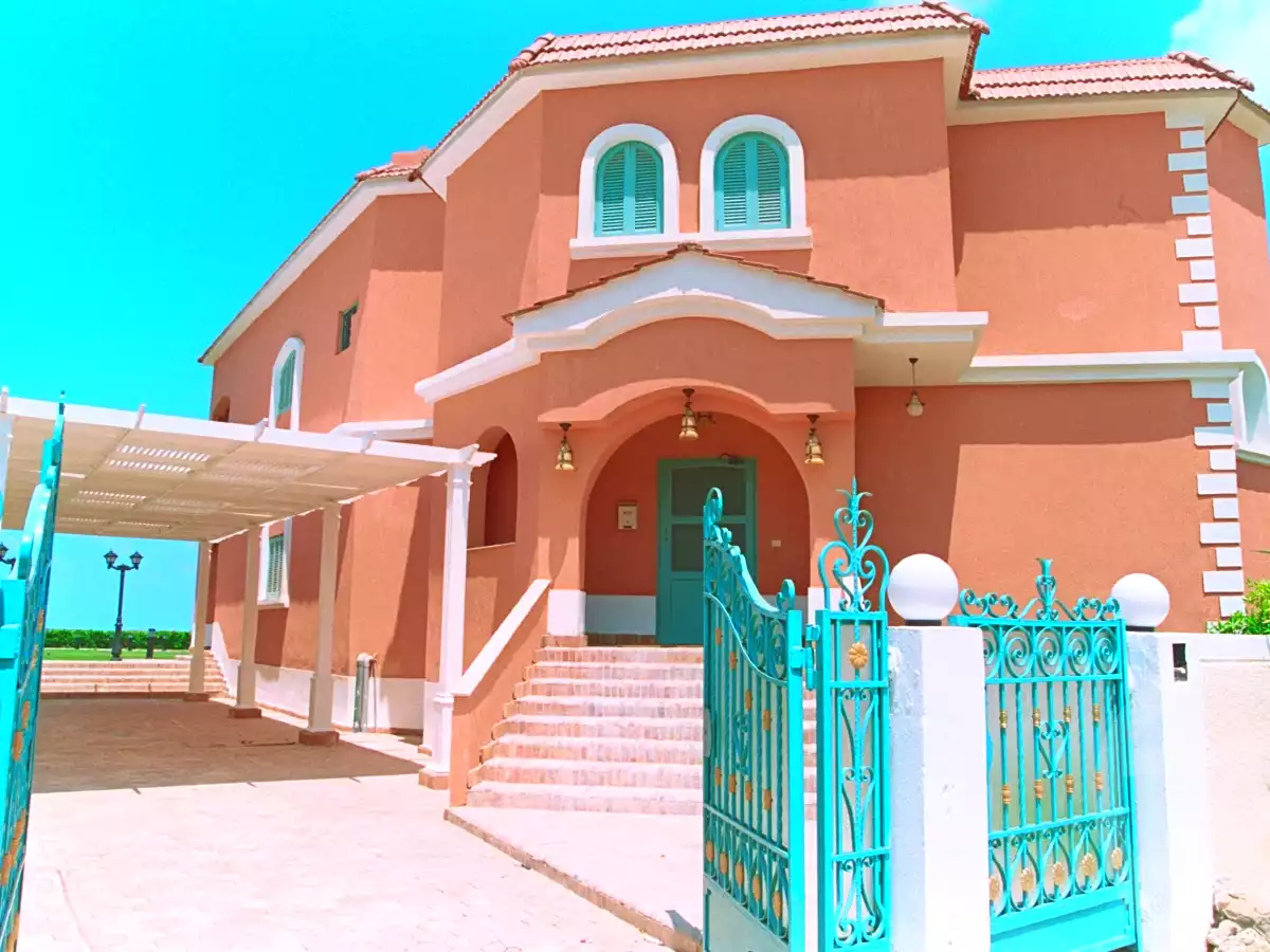 https://aqarmap.com.eg/en/listing/3049527-projects-caribiano-beach-resort