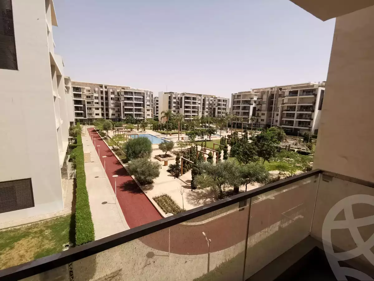 https://aqarmap.com.eg/ar/listing/6356349-for-sale-cairo-6th-of-october-hadaeq-october-kmbwnd-fy-hdyq-ktwbr-beta-greens-compound-beta-egypt