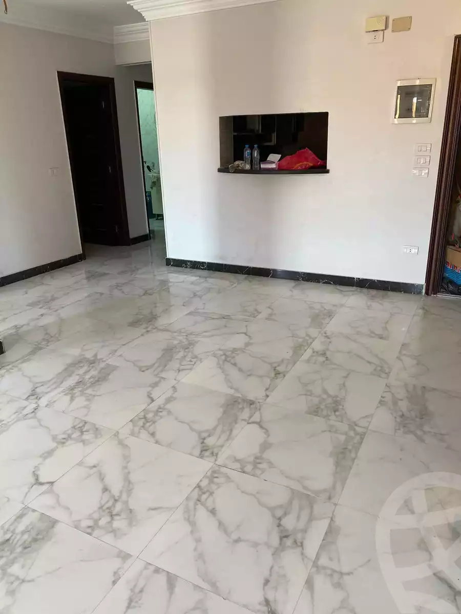 https://aqarmap.com.eg/ar/listing/6357656-for-sale-cairo-nozha-2-el-khamseen-st