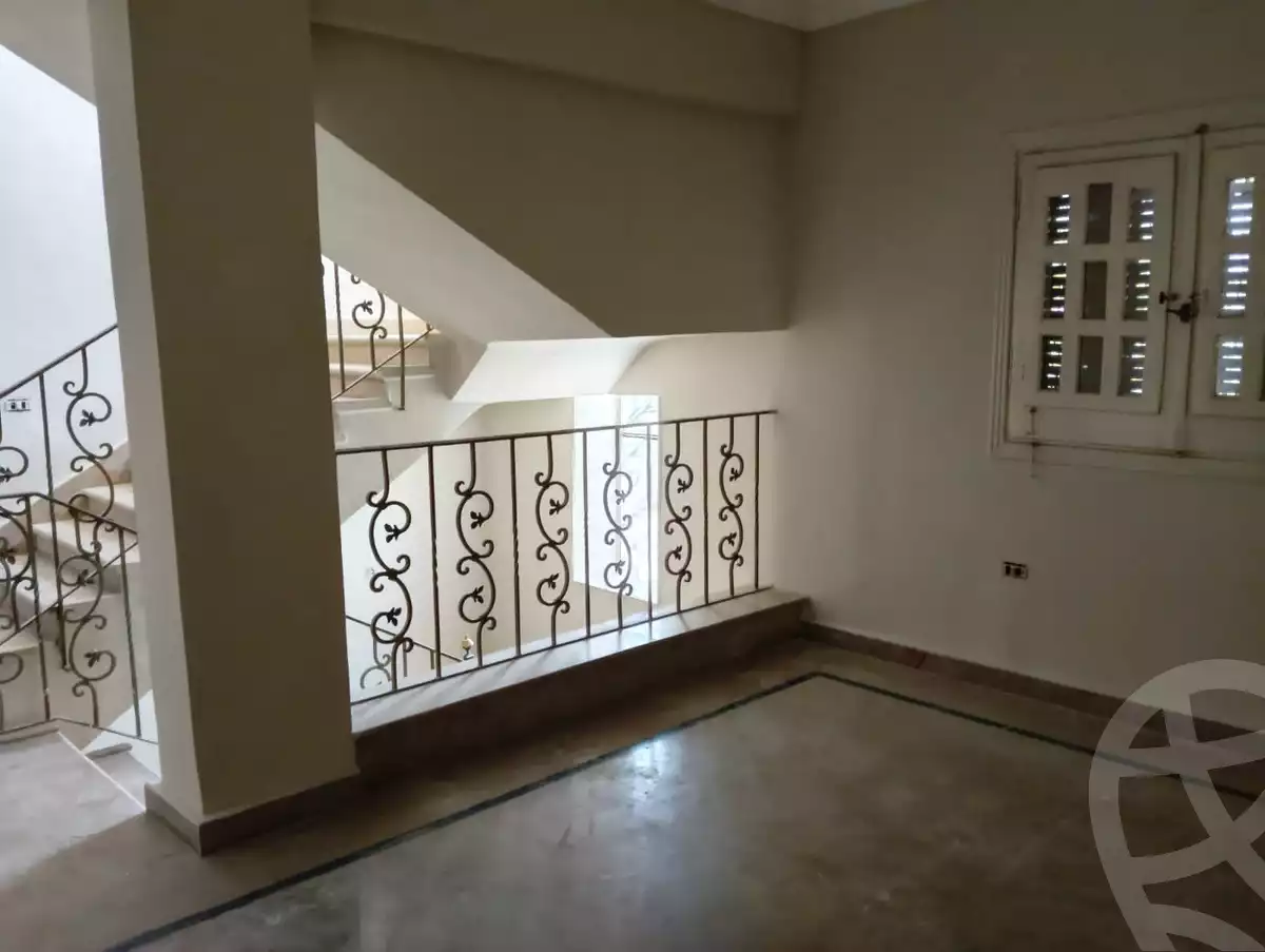 https://aqarmap.com.eg/ar/listing/6359164-for-sale-cairo-el-sheikh-zayed-city-compounds-hadayek-el-mohandiseen