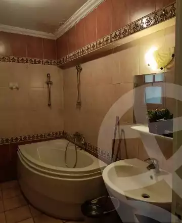 https://aqarmap.com.eg/en/listing/6361575-for-rent-cairo-mokattam-lhdb-l-ly-shareaa-9