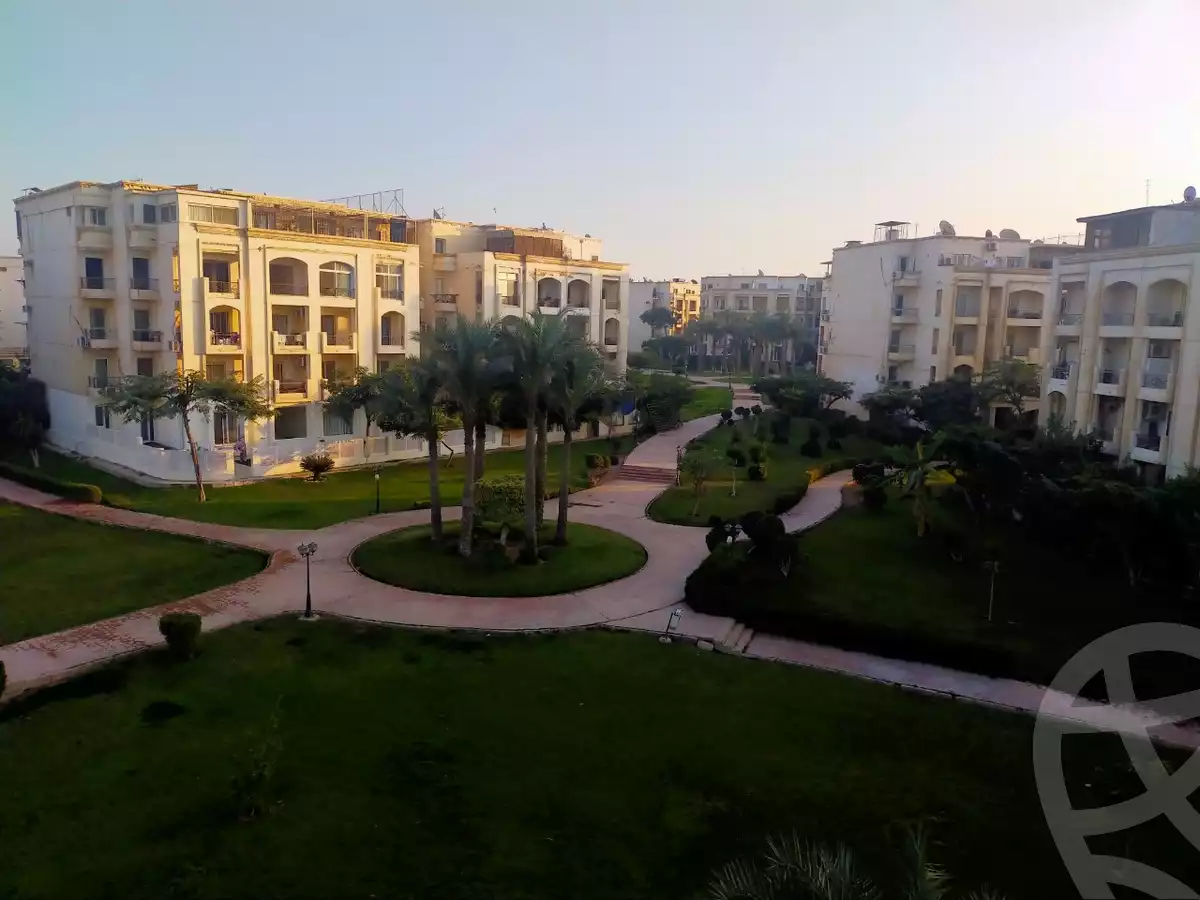 https://aqarmap.com.eg/en/listing/6363214-for-sale-cairo-el-sheikh-zayed-city-compounds-hadayek-el-mohandiseen