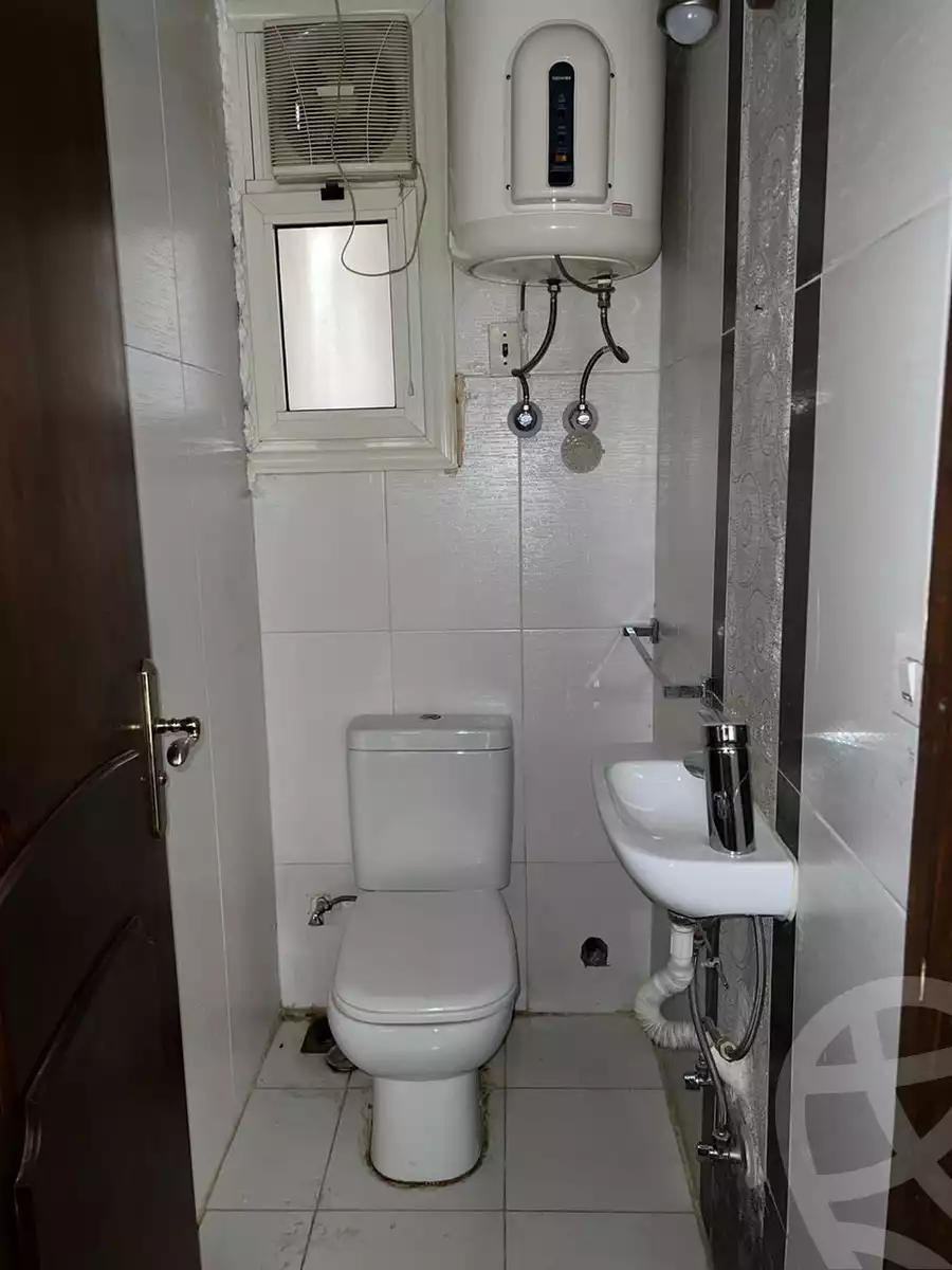 https://aqarmap.com.eg/ar/listing/6363458-for-rent-cairo-new-cairo-el-yassamin-el-yasmeen-3-mohamed-rahim-st