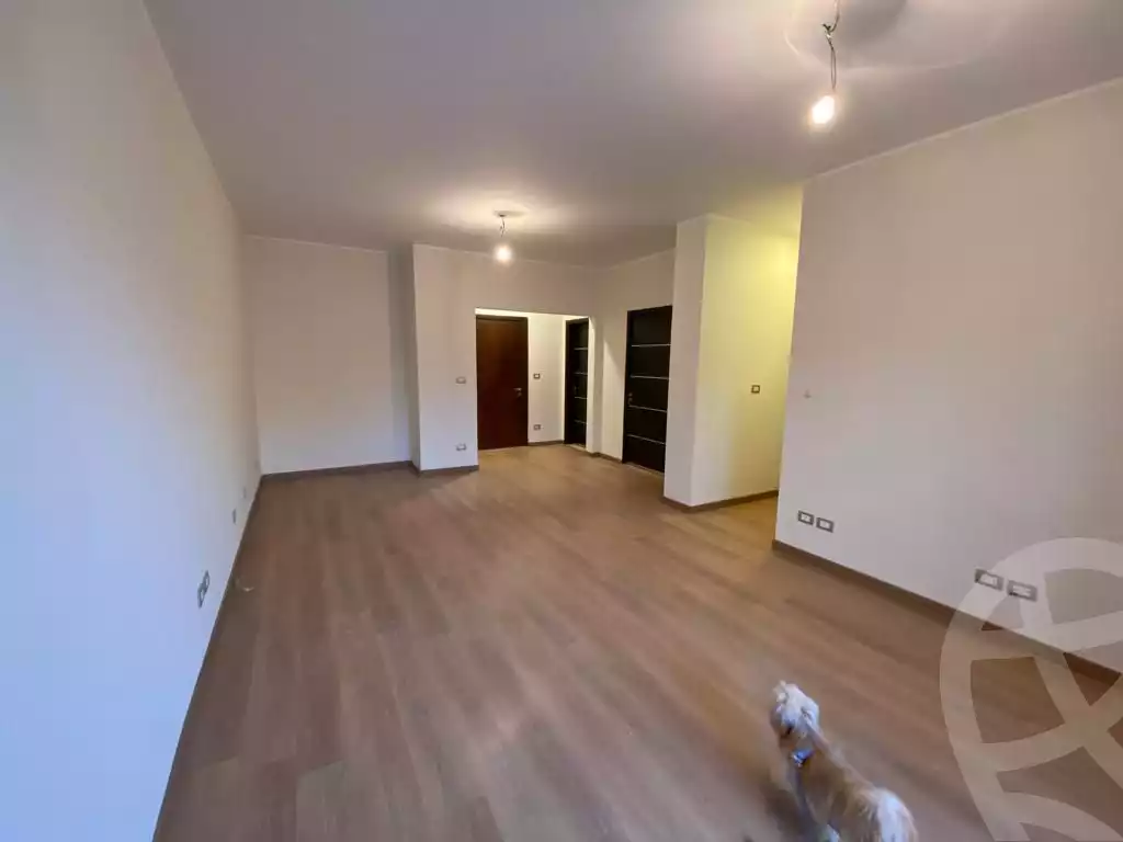 https://aqarmap.com.eg/en/listing/6363585-for-rent-cairo-el-sheikh-zayed-city-compounds-kmbwnd-wyst-twn-swdyk