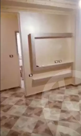 https://aqarmap.com.eg/en/listing/6364552-for-sale-cairo-helwan-hadayek-helwan-el-eshrein-st