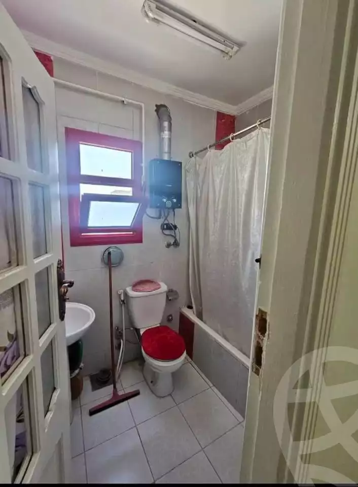 https://aqarmap.com.eg/en/listing/6365347-for-sale-alexandria-ganaklis