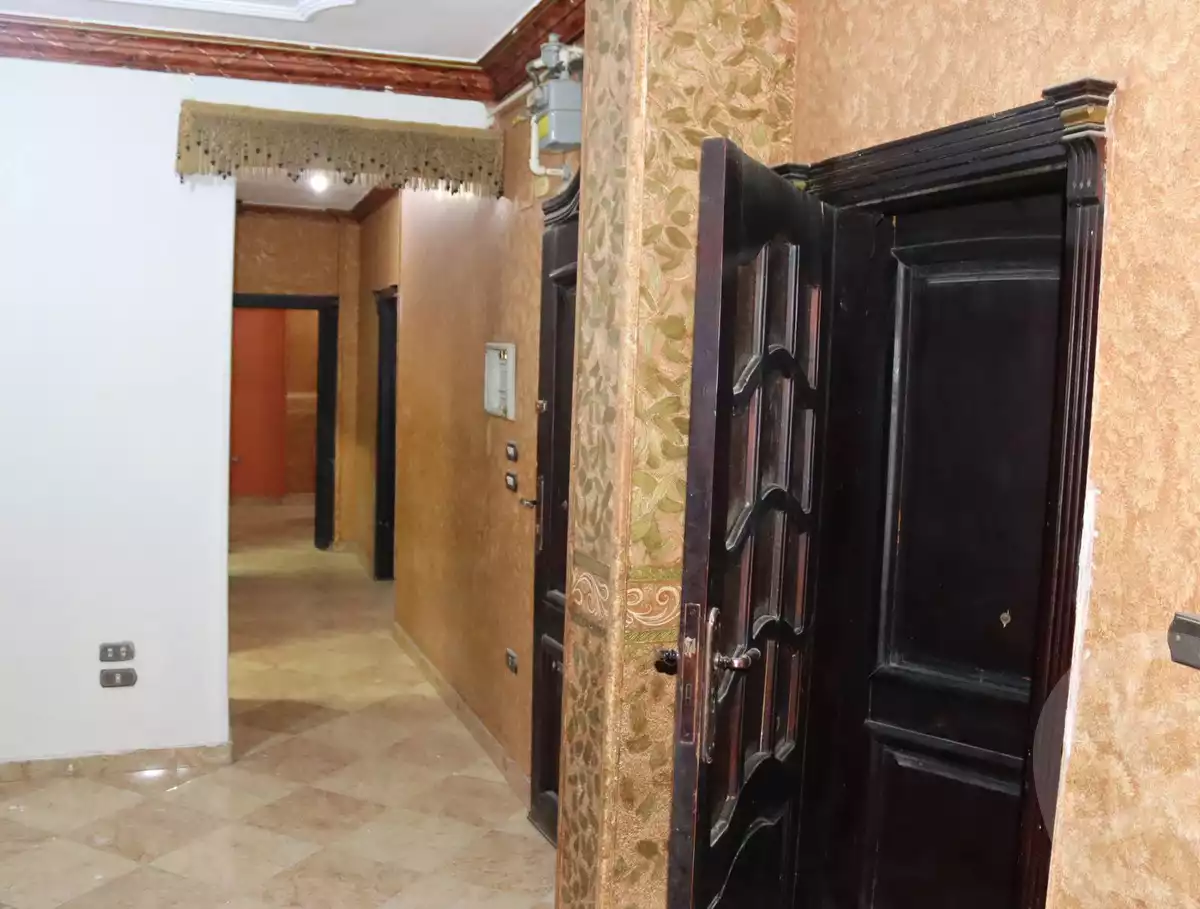 https://aqarmap.com.eg/ar/listing/6365587-for-sale-cairo-faisal-el-tawabeq-hamad-yassin-st