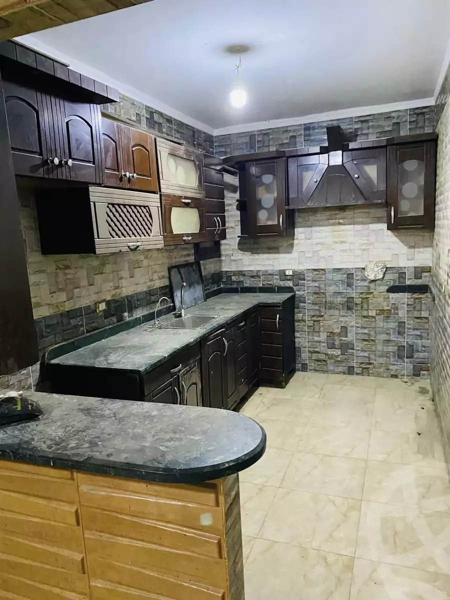https://aqarmap.com.eg/en/listing/6365771-for-rent-cairo-faisal-kafr-tohormos-queen-nazli-st