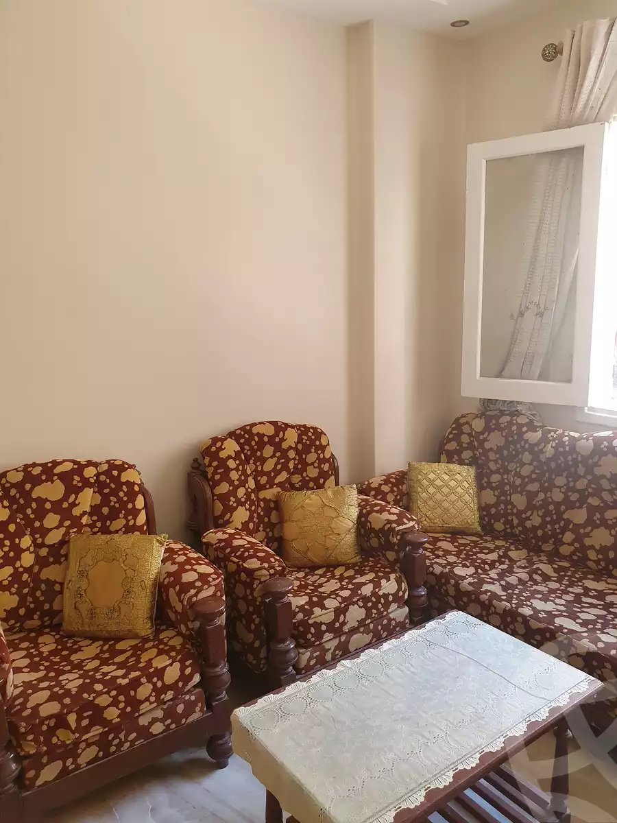 https://aqarmap.com.eg/en/listing/6366445-for-rent-cairo-shoubra-shr-shykwlny