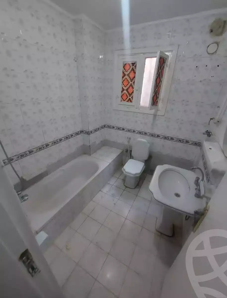 https://aqarmap.com.eg/ar/listing/6366572-for-sale-cairo-helwan-helwan-el-sharkeya-el-maraghi-st