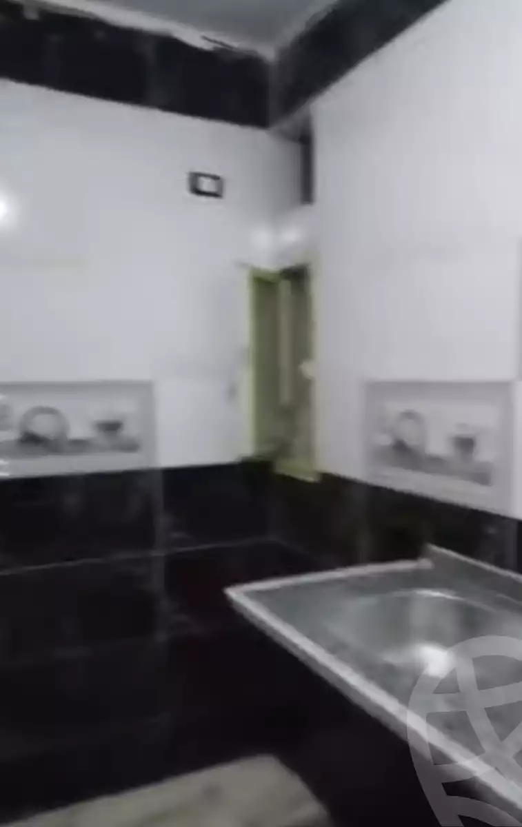https://aqarmap.com.eg/en/listing/6367717-for-sale-qalyubia-shubra-el-khaima-om-bayoumi