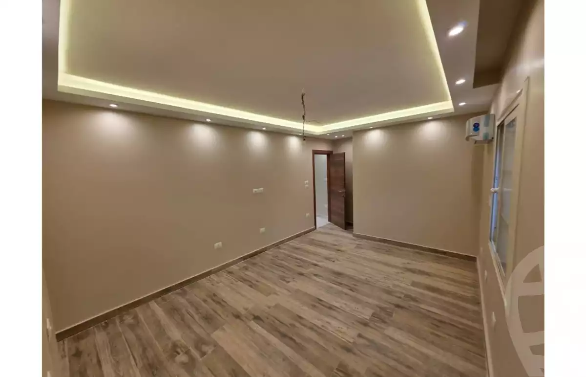 https://aqarmap.com.eg/en/listing/6368400-for-sale-cairo-el-sheikh-zayed-city-compounds-zayed-heights-compound