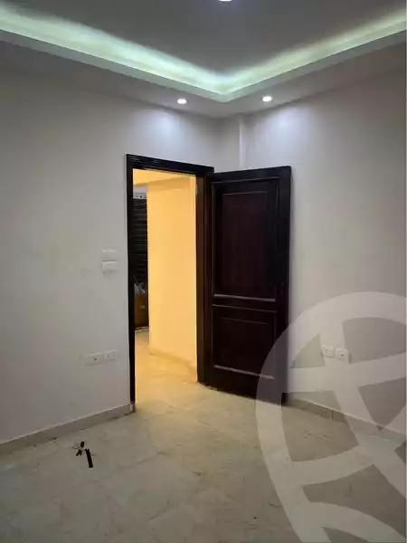 https://aqarmap.com.eg/ar/listing/6371011-for-sale-cairo-15th-of-may-mjwr-31