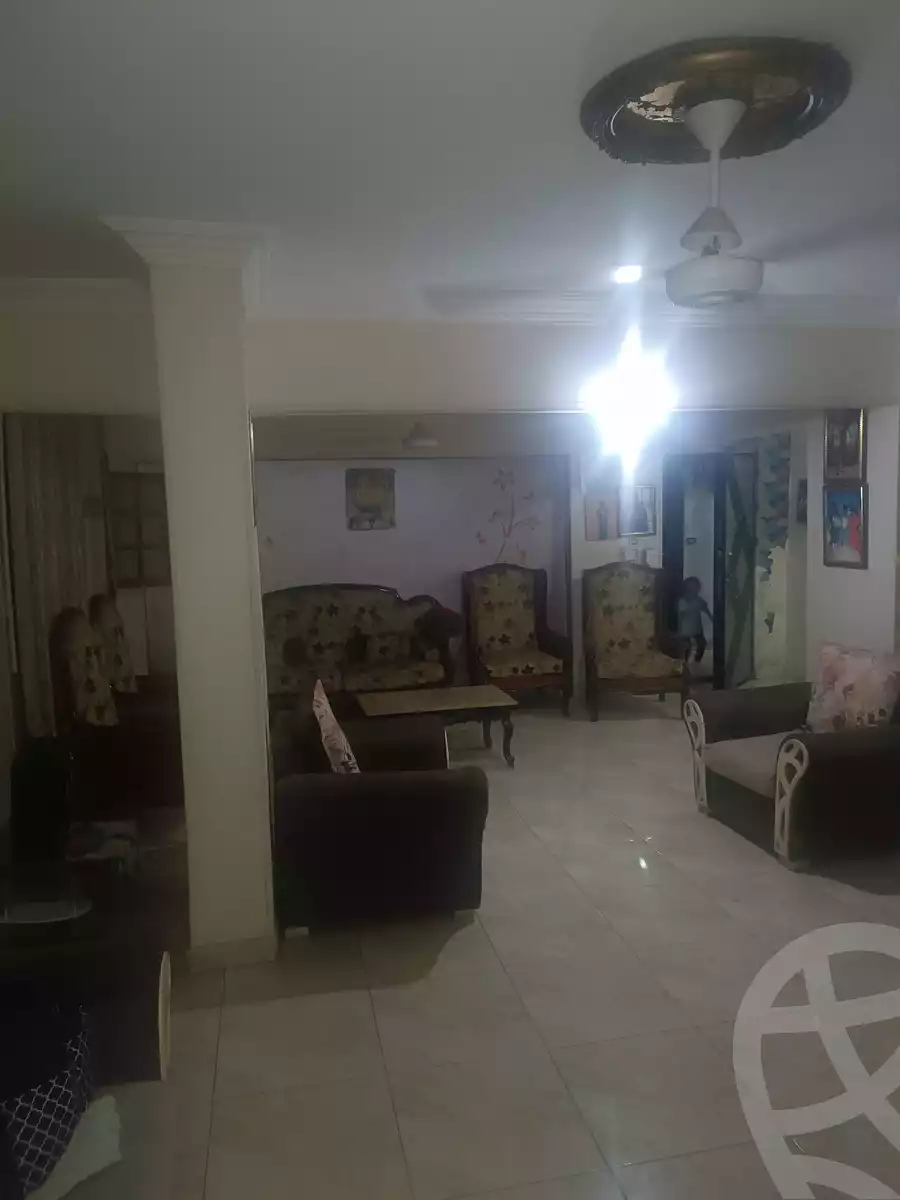 https://aqarmap.com.eg/ar/listing/6372647-for-sale-cairo-ain-shams-ain-shams-el-sharkia-afifi-effat-st